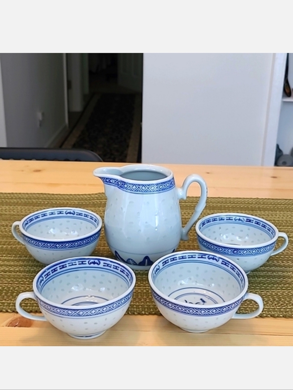 Chinese Rice Grain Eyes Pattern White Flower Cups Set of 4 with Creamer Vintage